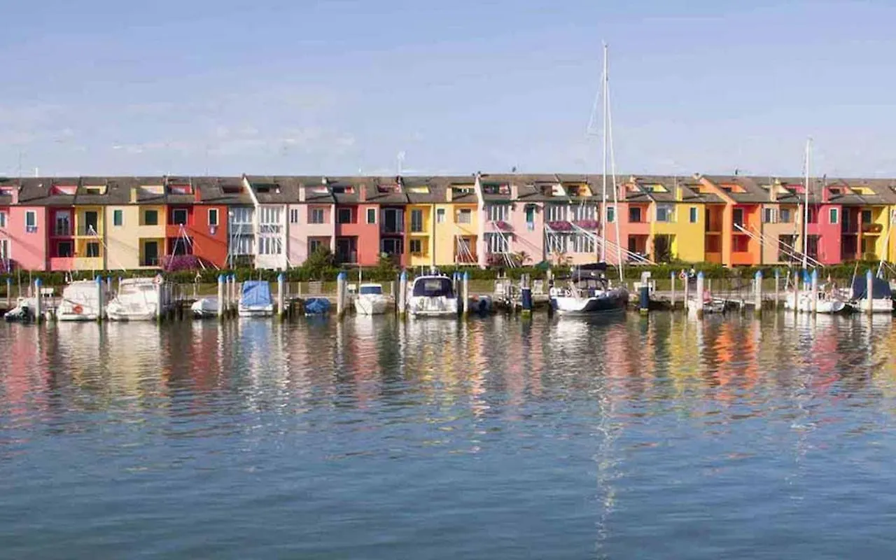 Enjoy Your Holiday In Our Flat-Beahost Porto Santa Margherita di Caorle Apartment