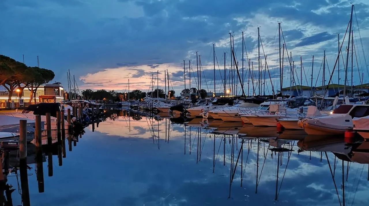 Enjoy Your Holiday In Our Flat-Beahost Porto Santa Margherita di Caorle Italy